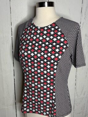 Worthington Short Sleeve Geometric Panel Top - Black, White & Pink